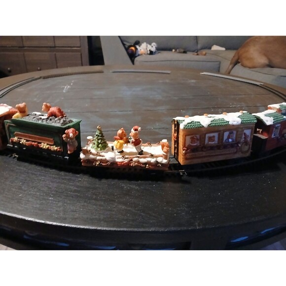 Holiday Express Train & Tree Lot - Picture 3 of 5